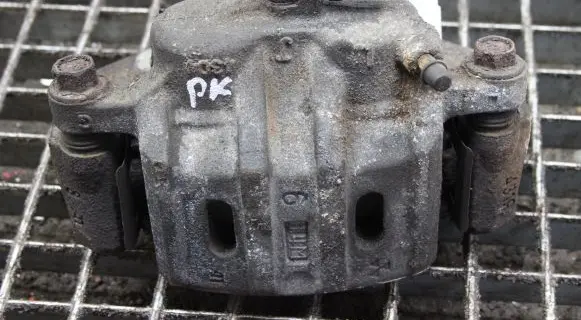 Mitsubishi Outlander Front brake caliper