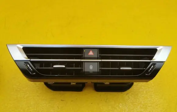 Citroen C4 X Dash center air vent grill 98356482DX