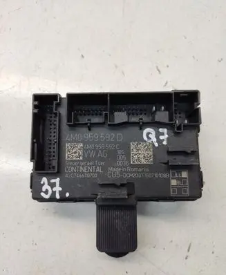 Audi Q7 4M Door control unit/module 4M0959592D 4M0959592 4M0959592C