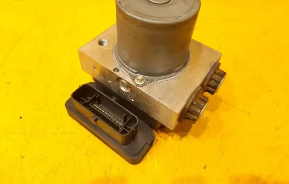 Ford Ranger ABS Pump EB3C2C405AG