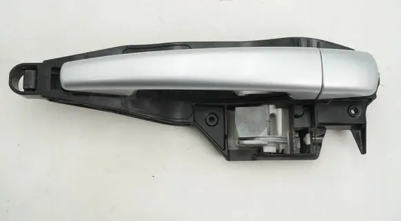 Peugeot 208 I Rear door exterior handle 9672961080
