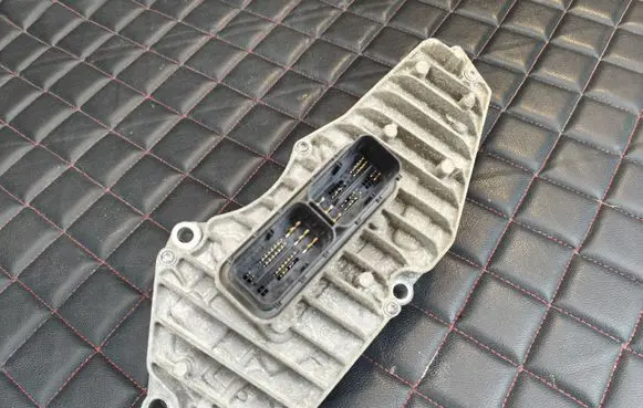 Ford Fiesta Gearbox control unit/module AE8P14F085AE 31050002 A2C30743105