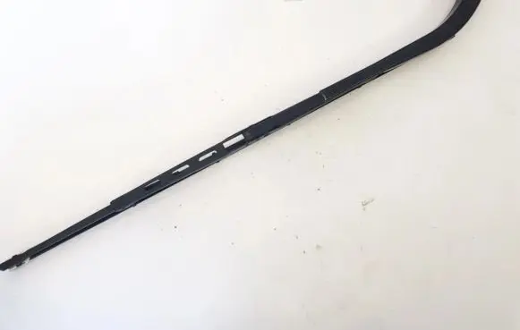 Mazda 6 Front wiper blade arm