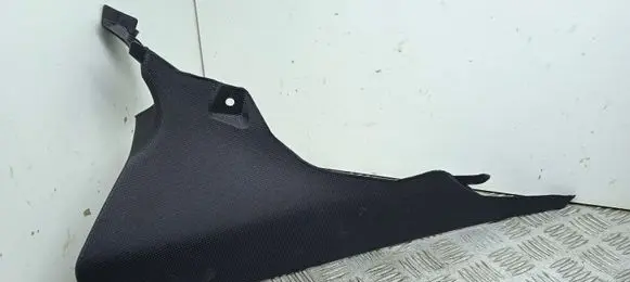 BMW 4 F32 F33 (C) pillar trim 7276895