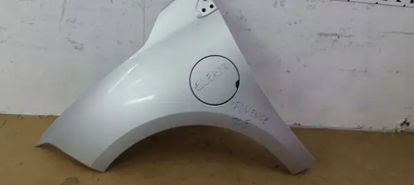 Renault Fluence Fender