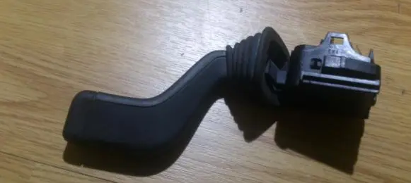 Opel Zafira A Wiper control stalk 090243395501392 090481242501579