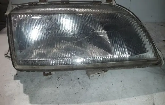 Volkswagen Sharan Headlight/headlamp 0301048702