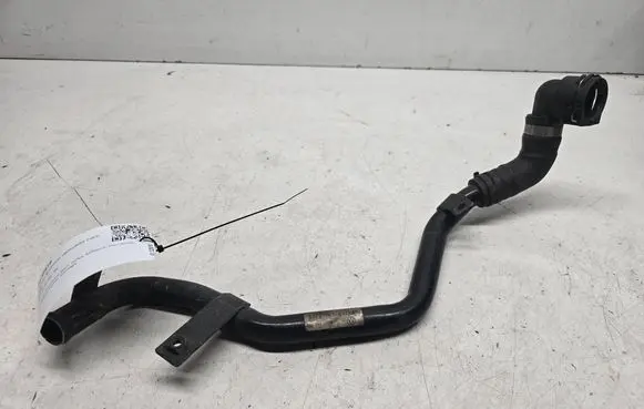 Audi Q7 4L Engine coolant pipe/hose 7L6121070AL