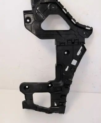 Audi Q8 Rear bumper mounting bracket 4M8807454