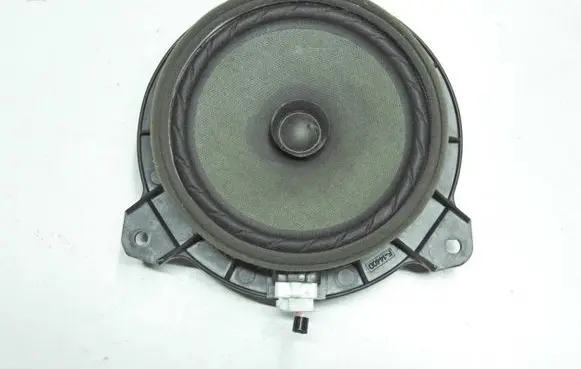 Toyota Urban Cruiser (XP110) Rear door speaker 86160-52220