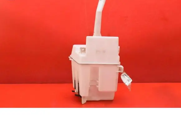 Toyota Avensis Verso Windshield washer fluid reservoir/tank