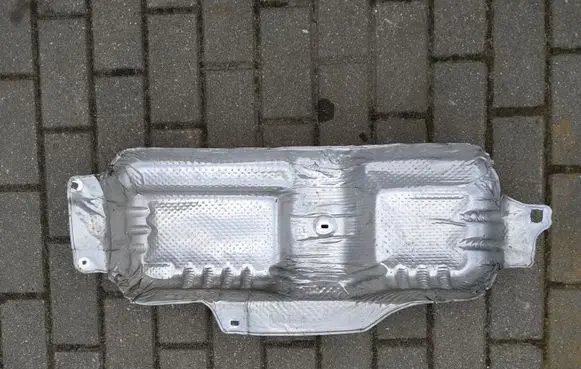 Chrysler Town u0026 Country V Exhaust heat shield 04881504AD