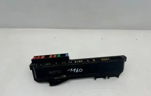 BMW 5 E60 E61 Fuse module 6957330 695733002 61146957330