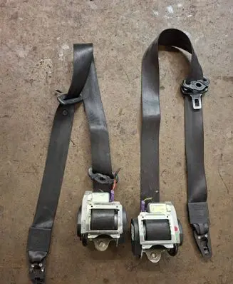Audi A6 S6 C6 4F Front seatbelt 560788401 560788501