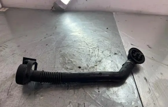 Mercedes-Benz Sprinter W906 Oil fill pipe A6510100169 4012068A 1312632A