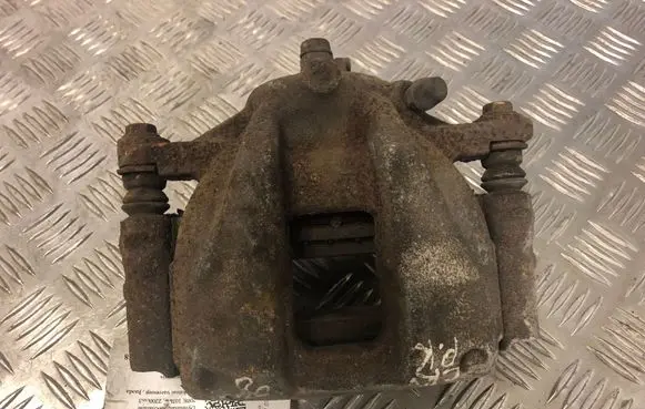 Honda CR-V Front brake caliper