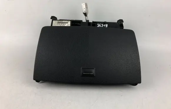 Mercedes-Benz C W204 Screen/display/small screen A2048204697