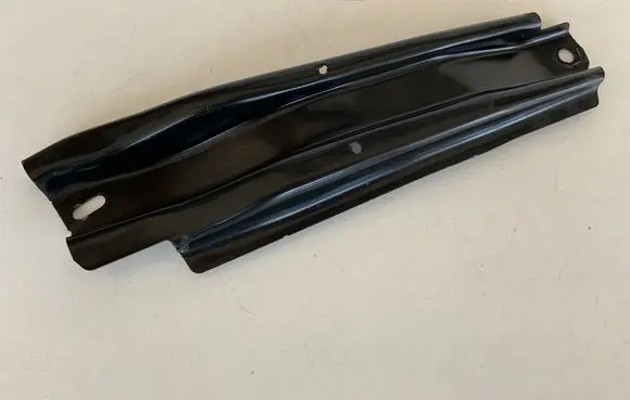 Audi Q5 SQ5 FY Radiator mount bracket 80A805527