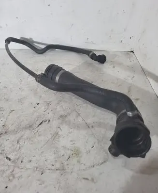 BMW 5 E60 E61 Engine coolant pipe/hose 48oet