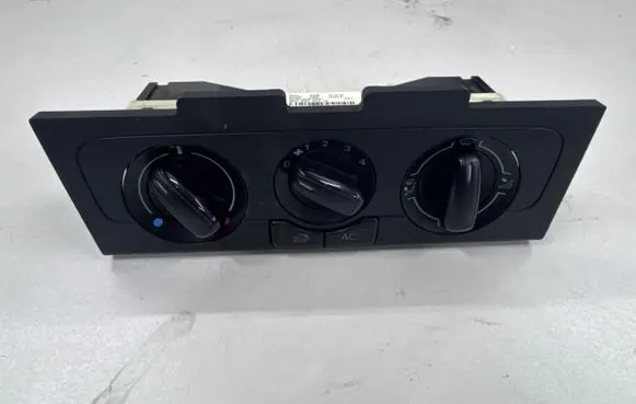 Volkswagen Polo V 6R Climate control unit 6R0820045M X8176002 901516260001