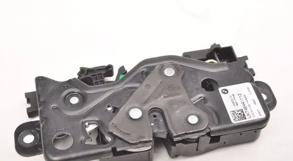 BMW 2 Active Tourer U06 Tailgate/boot cover trim set 7464411
