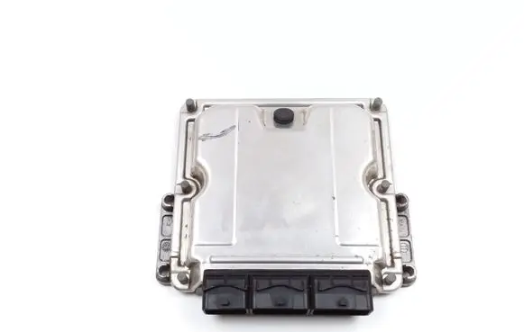 Renault Scenic I Engine control unit/module 0281010483 8200039569 8200127078