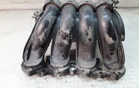 Citroen C4 I Intake manifold