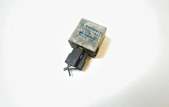 Mitsubishi Pajero Other relay MB894074 0689001630