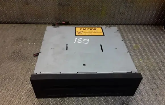 Mercedes-Benz A W169 CD/DVD changer 2118703889 A2118703889