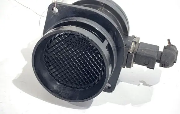 Audi A4 S4 B8 8K Mass air flow meter 06J906461B