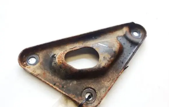 Opel Zafira A Engine mounting bracket 