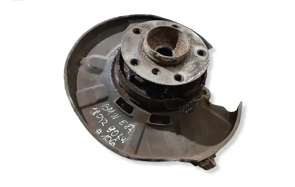 BMW 1 E81 E87 Rear wheel hub spindle/knuckle 