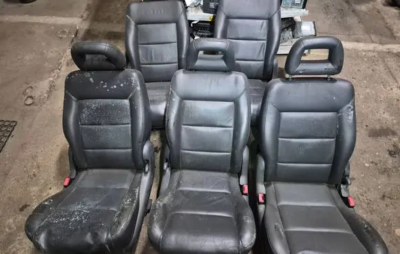 Ford Galaxy Second row seats 7M5883017 10544609