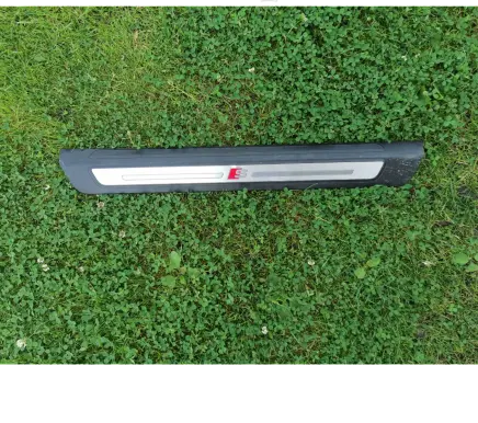 Audi Q5 SQ5 Side skirt front trim 80A947417