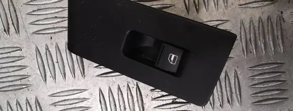 Volkswagen PASSAT B7 Electric window control switch 3aa868750