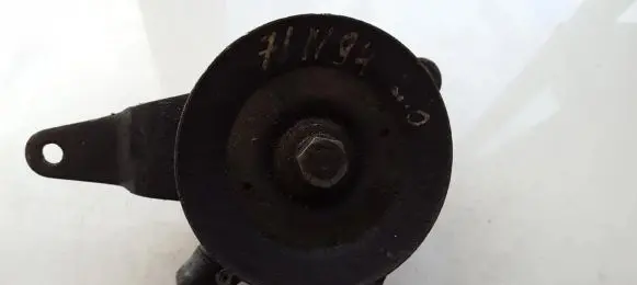 Nissan Primera Power steering pump