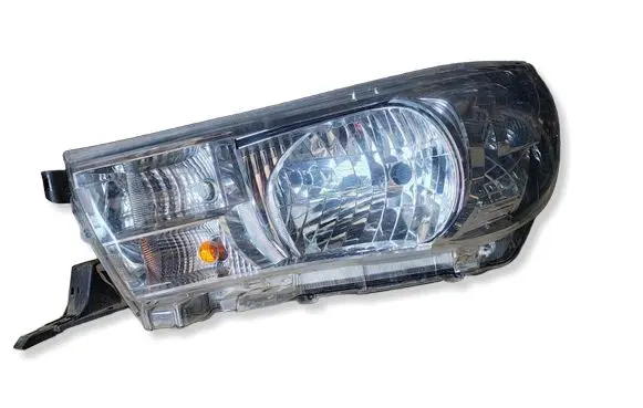 Toyota Hilux VIII Headlight/headlamp 
