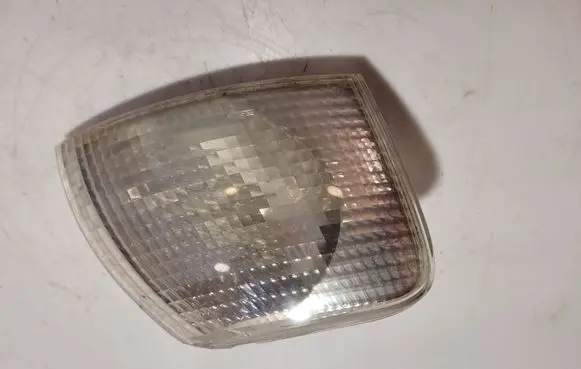 Volkswagen PASSAT B5 Front indicator light 3B0953050C