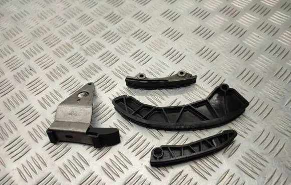 Hyundai Tucson TL Slide rail for timing chain 
