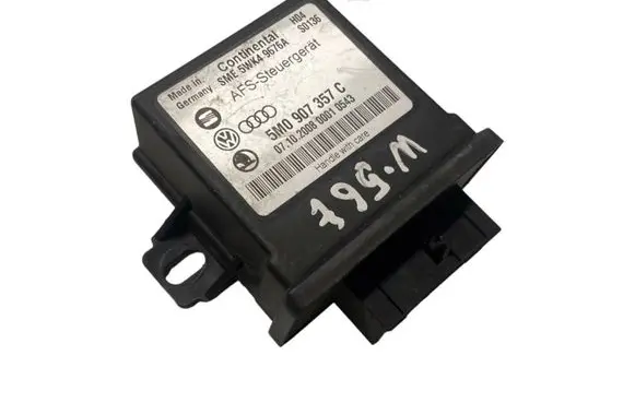 Volkswagen PASSAT B6 Light module LCM 5M0907357C 5WK49676A