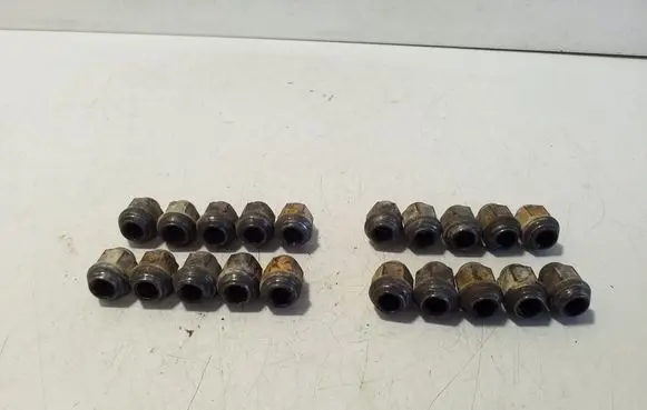 Suzuki Grand Vitara II Nuts/bolts 
