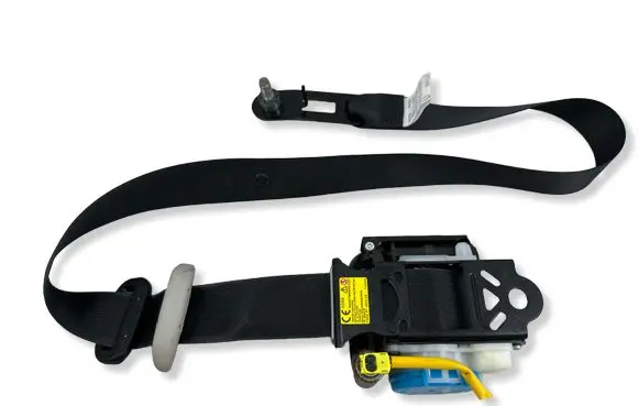 Mazda CX-5 Front seatbelt 1077419