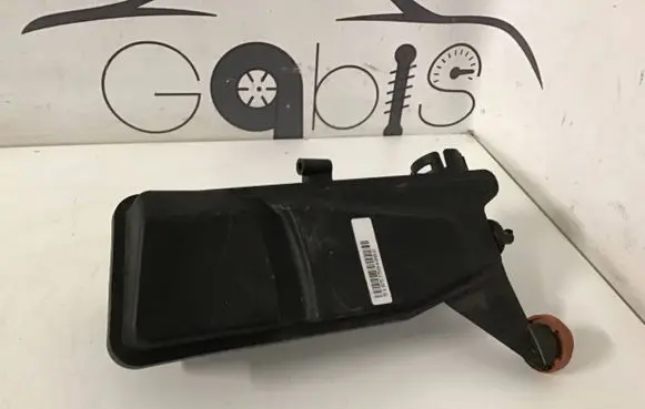 Intake resonator