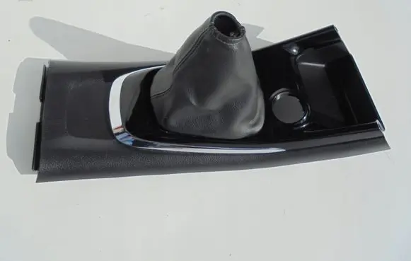 Nissan Pulsar Gear shifter surround trim plastic 969353ZL0A
