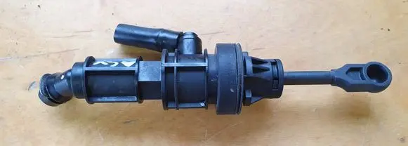 Mitsubishi ASX Clutch slave cylinder 2345A027