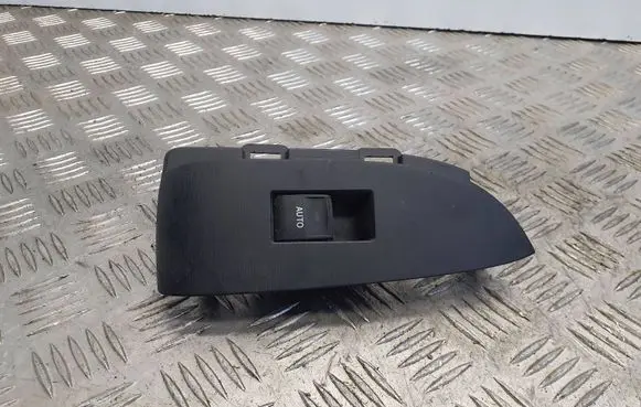 Toyota Prius (XW30) Electric window control switch 7427147060