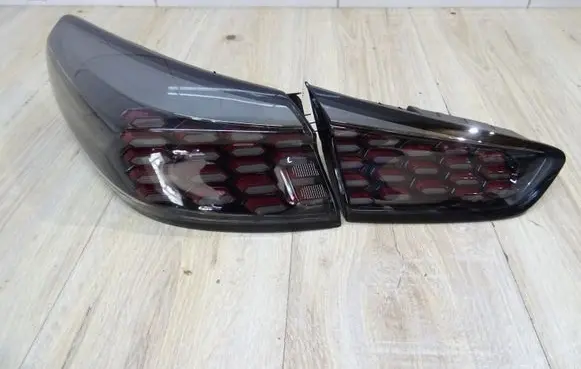 KIA Xceed Rear/tail lights 92401J7800