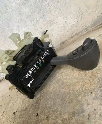 Lexus ES 250 - 300 - 330 Gear shifter/selector