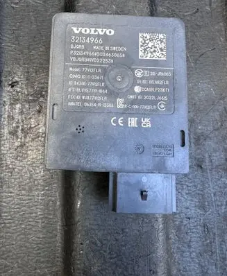 Volvo V60 Distronic sensor radar 32134966 77V12FLR