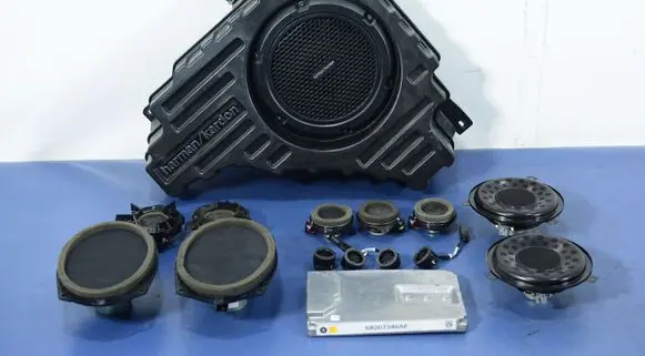 Jeep Grand Cherokee Subwoofer speaker P05035130AC